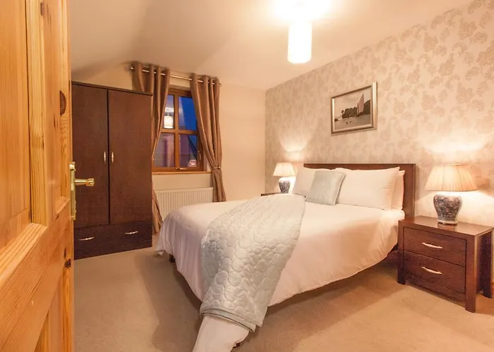 Achill Water's Edge فندق مبيت وإفطار