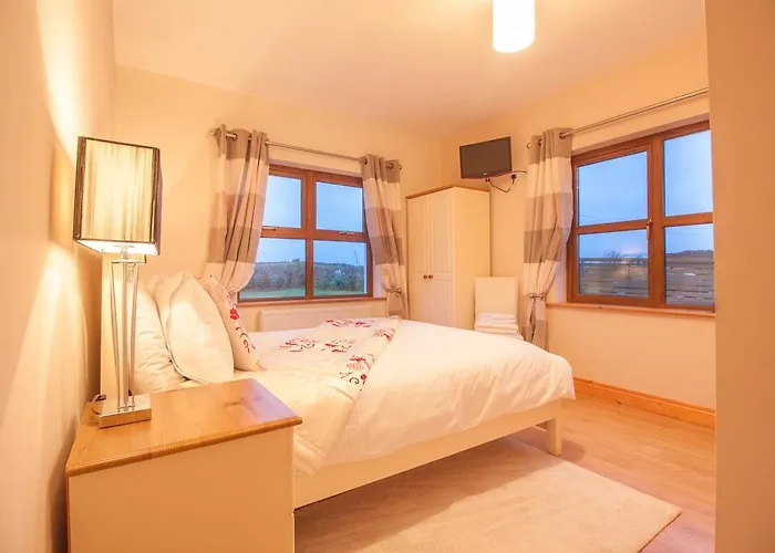 Achill Water's Edge Bed and breakfast